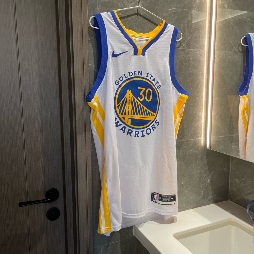 NBA Golden State Warriors #30 Stephen Curry White Swingman Jersey